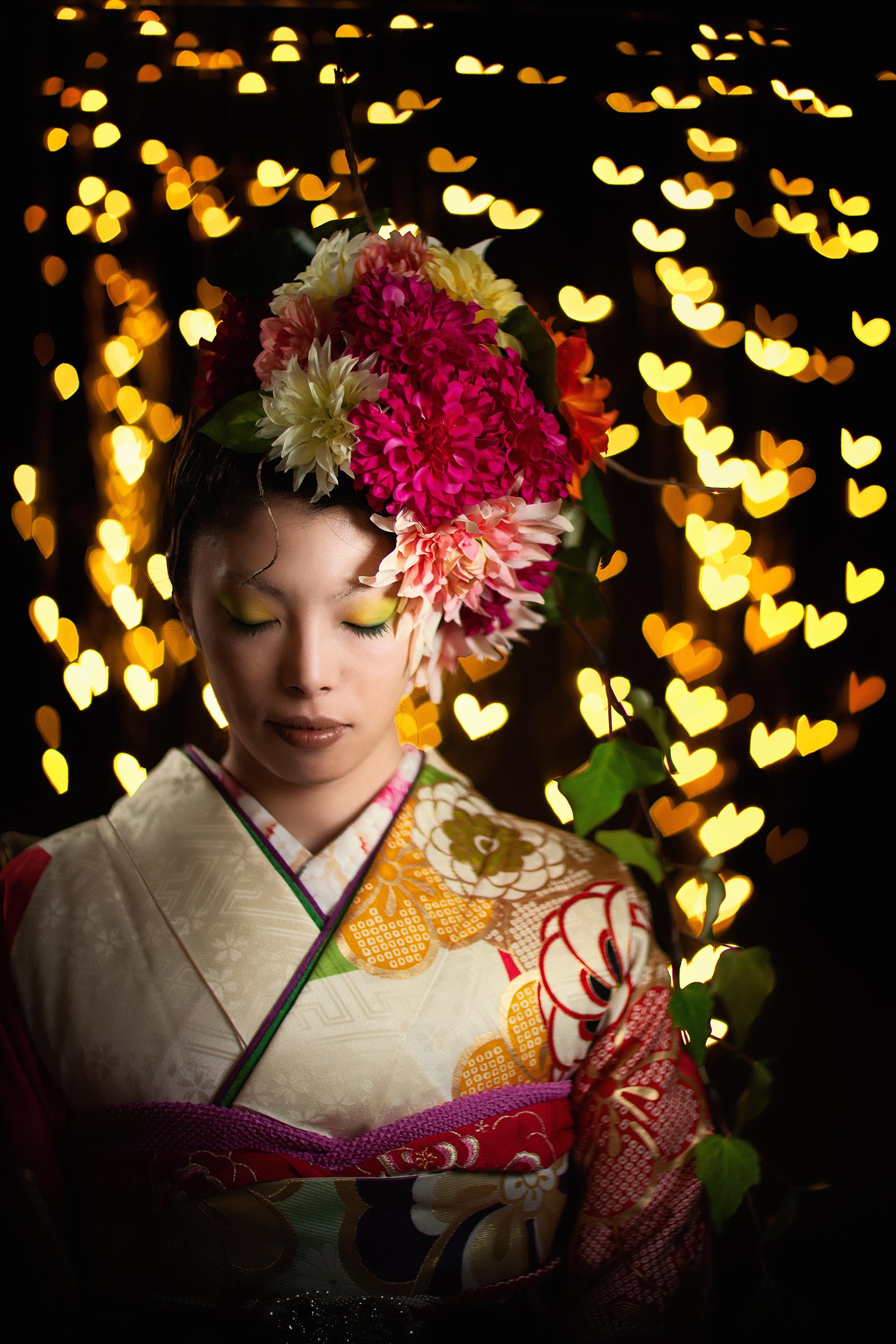 山口県ジャムウの大きな髪飾りを付けた成人写真グリーンバック